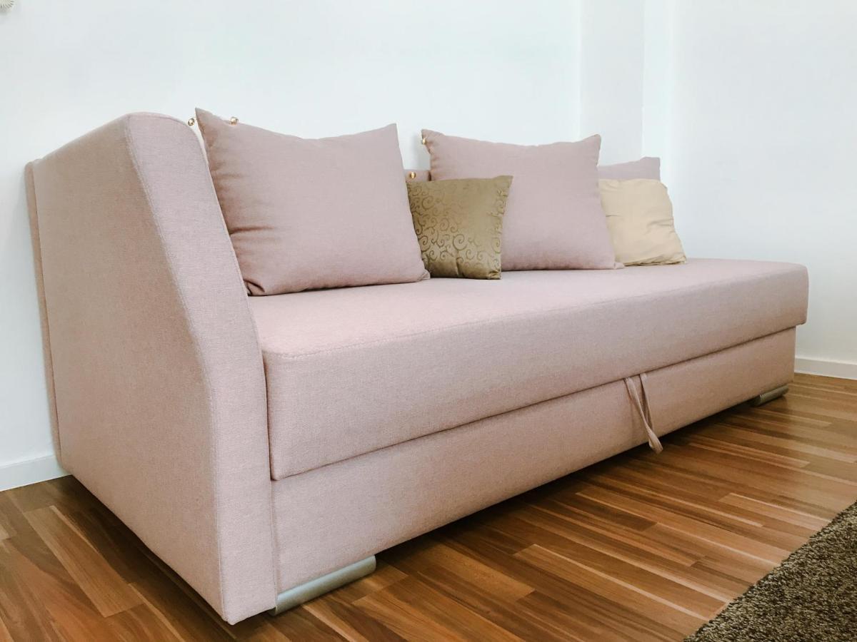 Ferienwohnung In Der Fussgaengerzone Gartenblick - Studio Apartment アイゼンシュタット エクステリア 写真