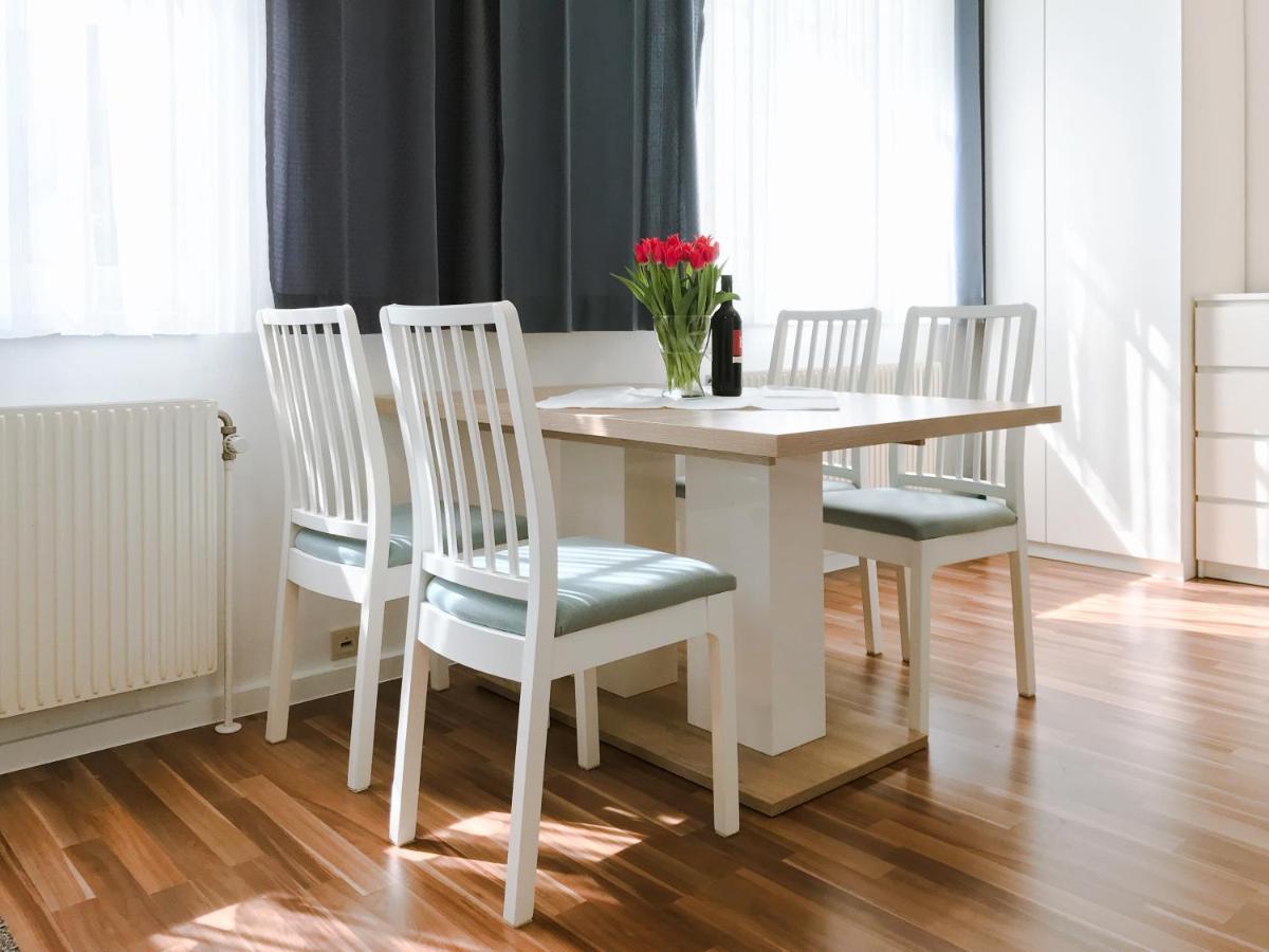 Ferienwohnung In Der Fussgaengerzone Gartenblick - Studio Apartment アイゼンシュタット エクステリア 写真